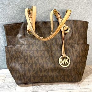 COPY - Authentic Michael Kors shoulder purse